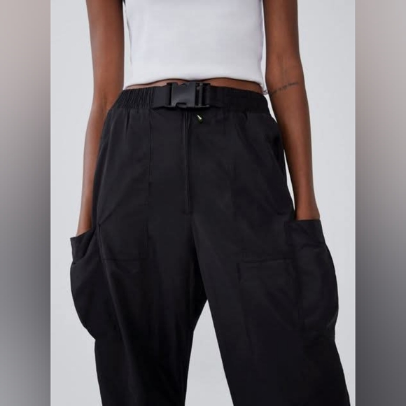 Zara Nylon Utility Cargo Jogging Pants - Picture 4 of 6